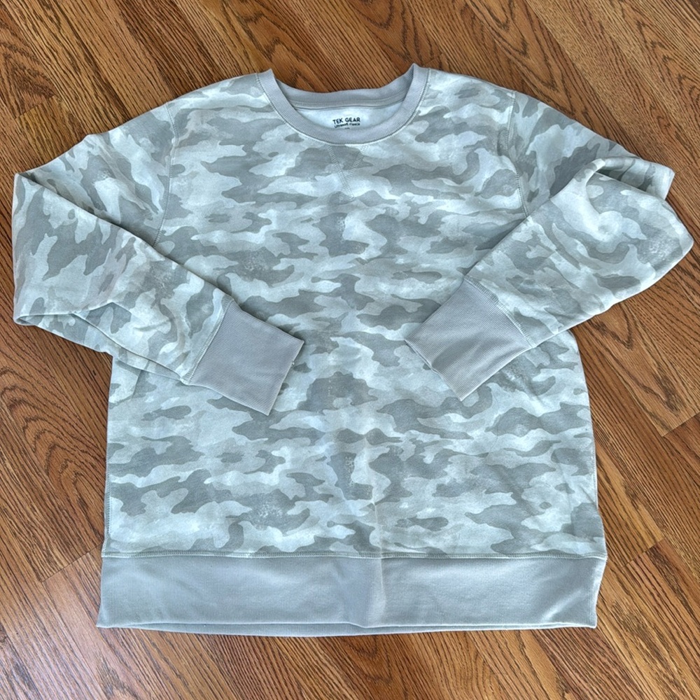 Sweatshirt